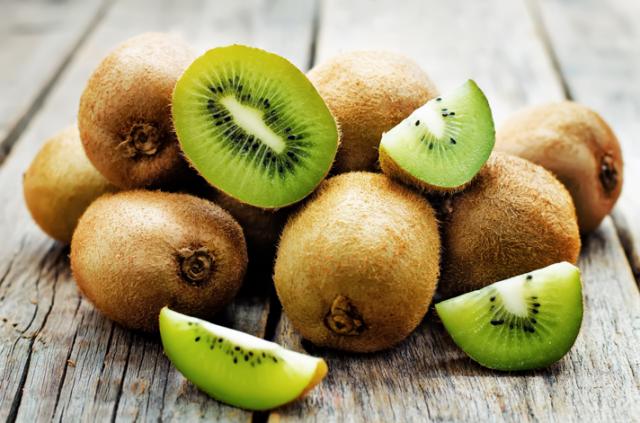 Foto Il cane può mangiare Kiwi?